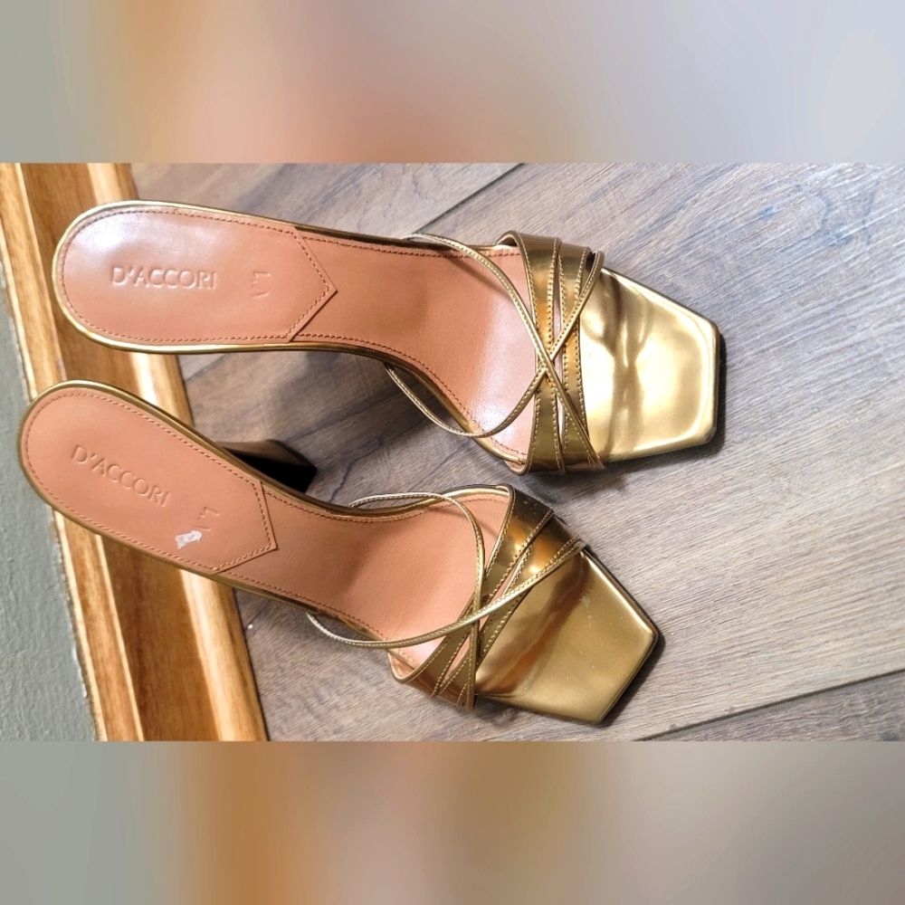 D'ACCORI metallic Women's Heels Size 39